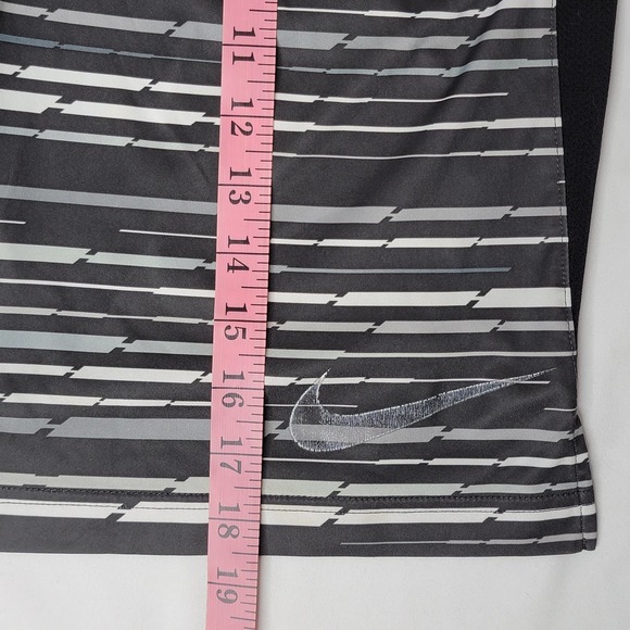 Boy's Nike Dri-Fit Active Shorts Gray White Tiger Print Size Large Mesh Sides - Picture 8 of 9